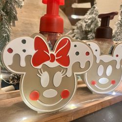 Gingerbread Mickey and Minnie Mouse Bath & Body Works Soap Holder sold separately.