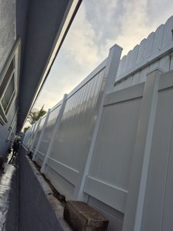 Vinyl  fence