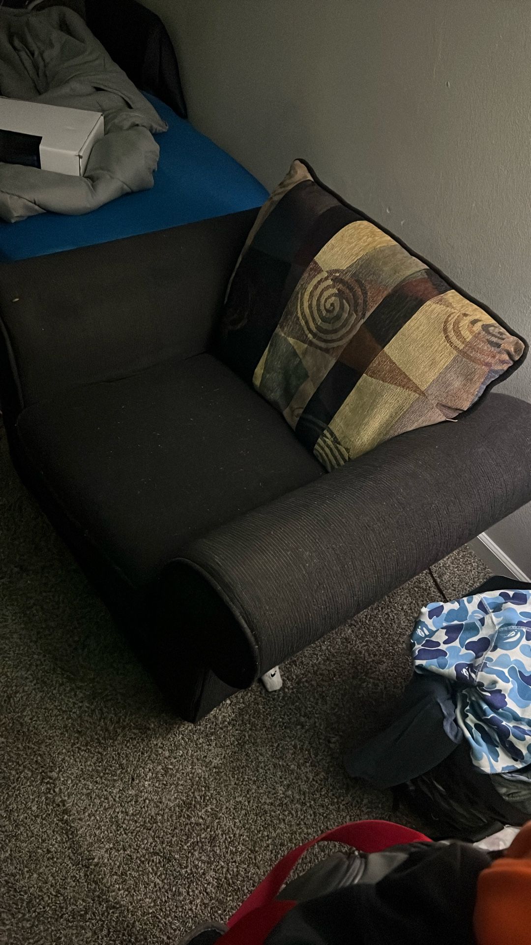 Comfy Single-Person Couch / Armchair — Costa Mesa Pickup