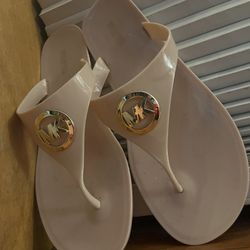 Mk sandles 