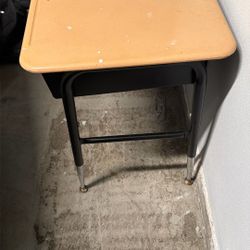 Student Desk 