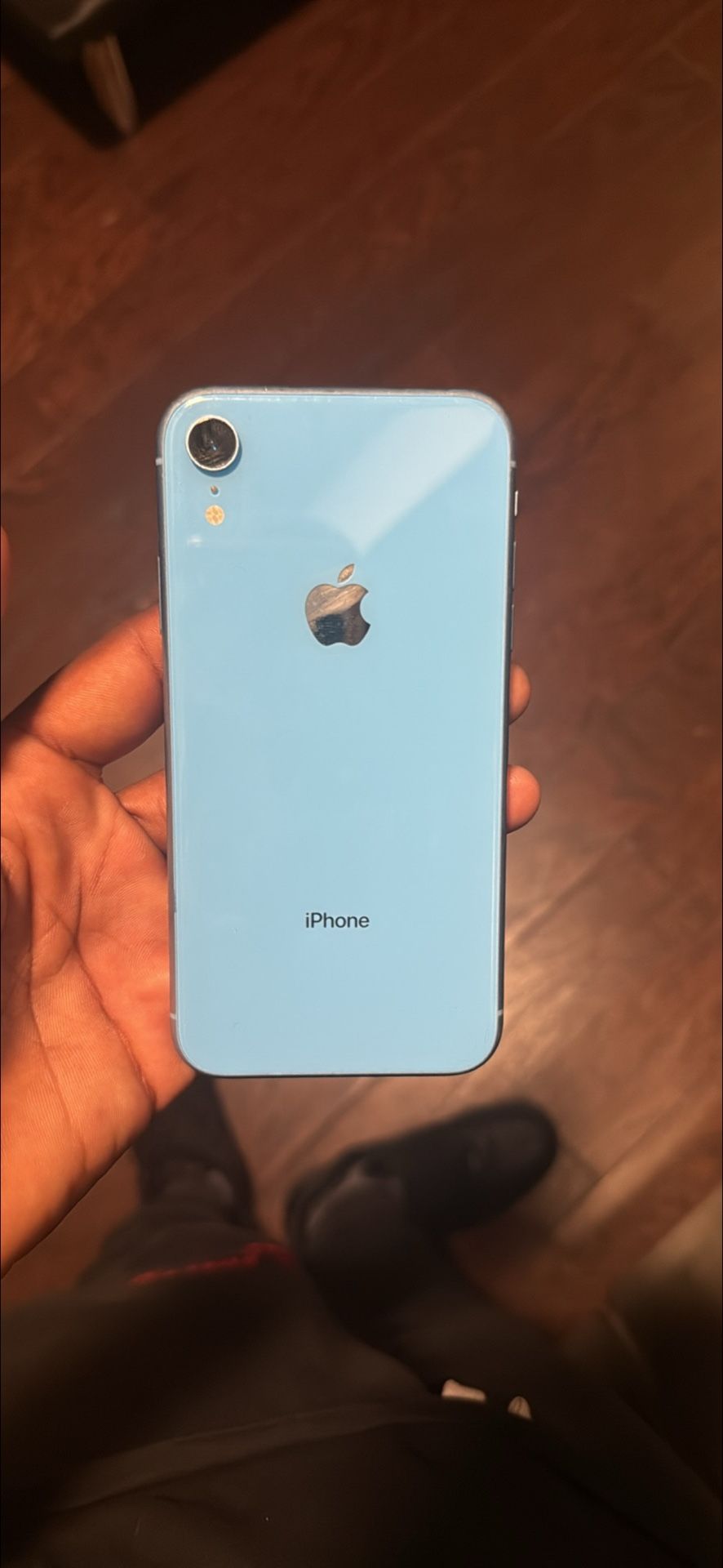 iPhone XR 