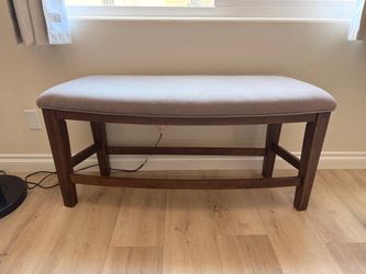 Plush bench for bedroom, mudroom, entryway