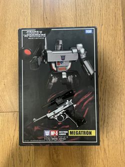 Megatron Masterpiece MP-5 Sealed