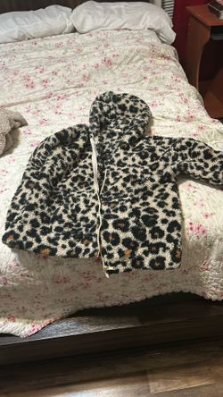 Sweater excellent condition size small