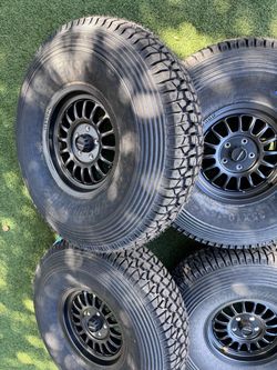 Method Wheels MR411 15x7 5x4.5 With Tensor Regulator Tires 35x10-15