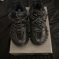 Balenciaga Tracks