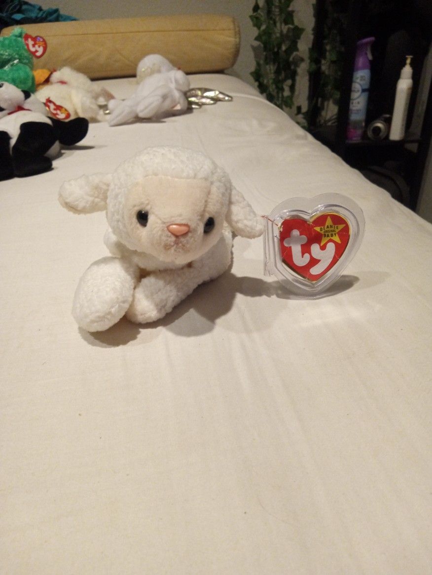  Retired 1996 "Fleece" P.V.C Pellet Filled Beanie Baby 