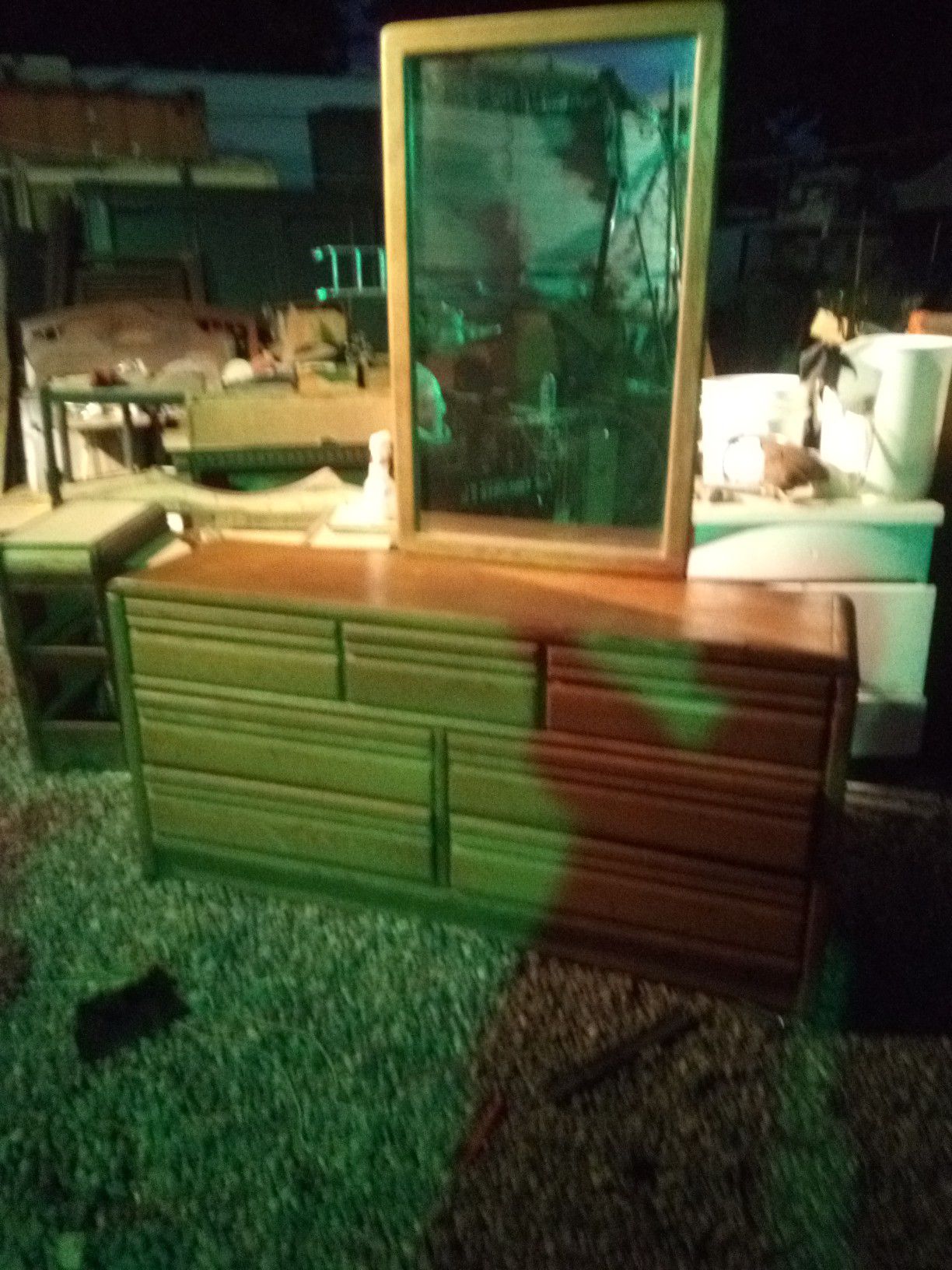 Dresser with mirror 7 drawer