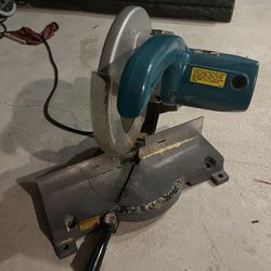 Makita Miter Saw
