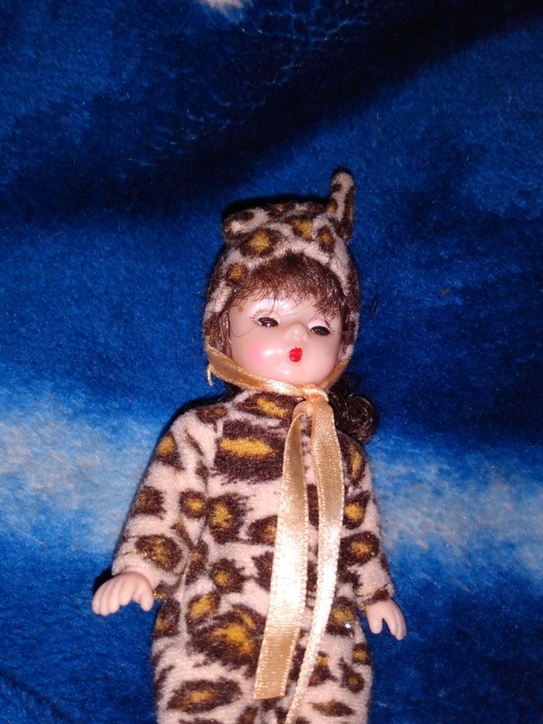 MacDonald Happy Meal Toy Doll's