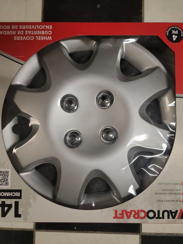 Autocraft 14" Wheel Covers Richmond 4 Pk for Sale in Port Allen, LA