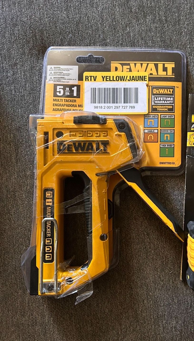 New Dewalt 5 In 1 Multi Tracker Stapler And Brad Nailer
