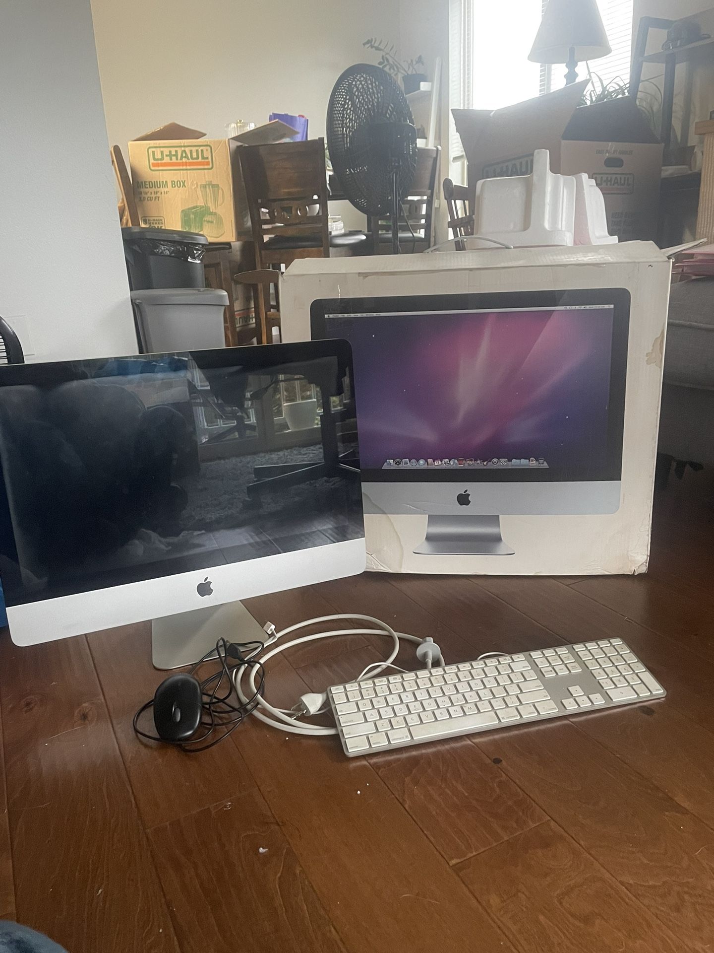 Apple iMac Desktop Computer 2009 21.5-inch