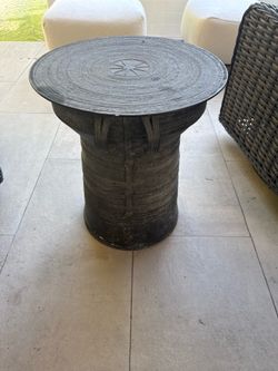 2 end tables