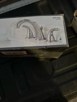 Chrome 8 Inch 3 Holes Widespread Bathroom Sink Faucet