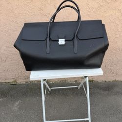 Michael Kors Campbell Extra-Large Pebbled Leather Weekender Bag. 