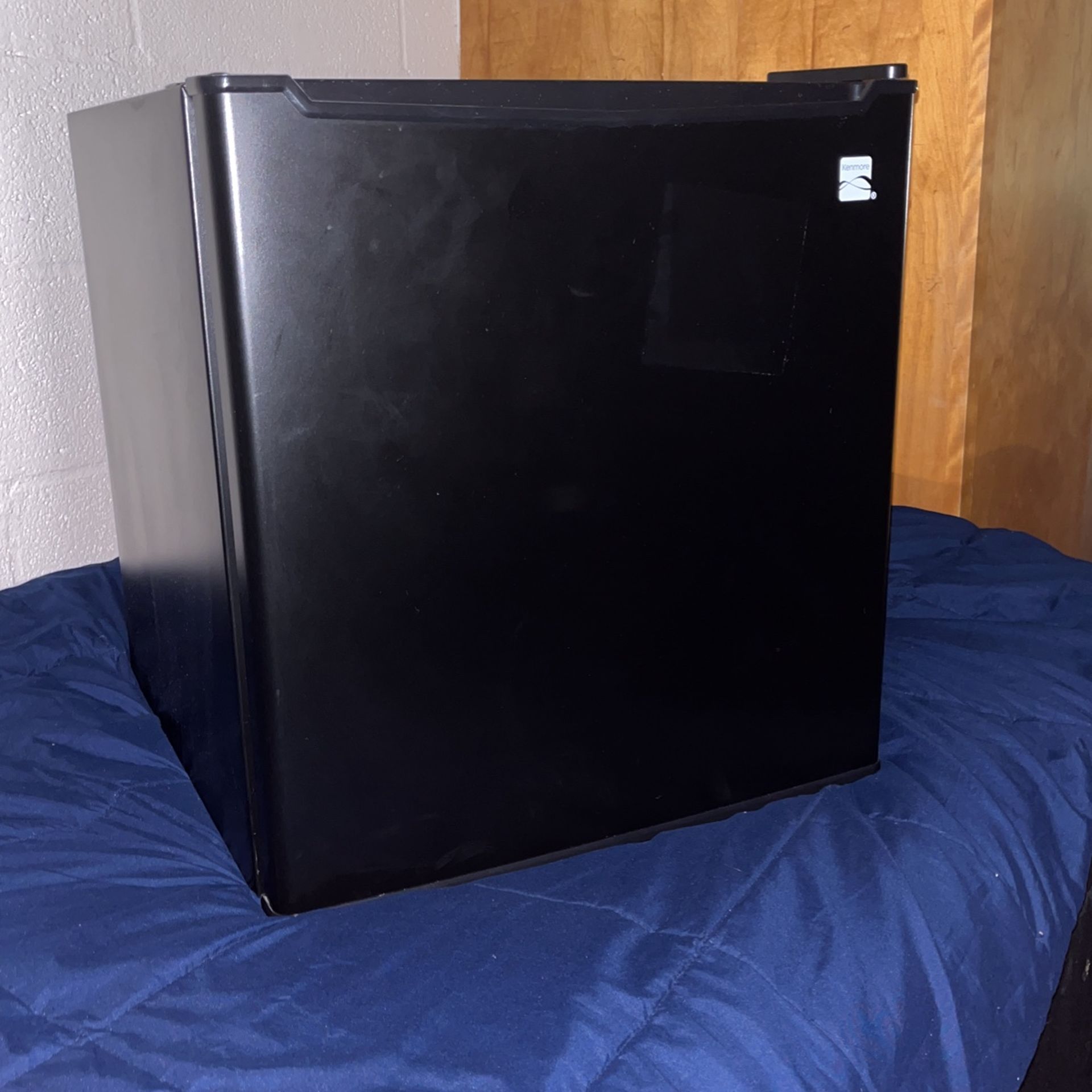 Refrigerator (Kenmore)