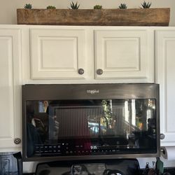 Microwave with Convection