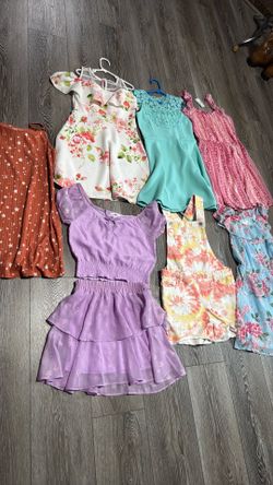 Girls clothes size 7,8 from children’s place in new condition,some new