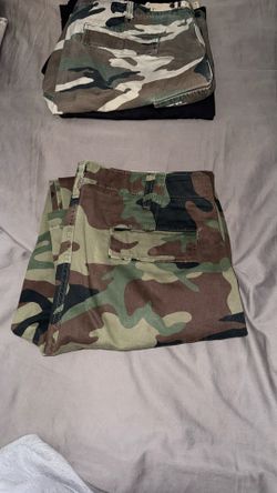 Levi’s Cargo Pants