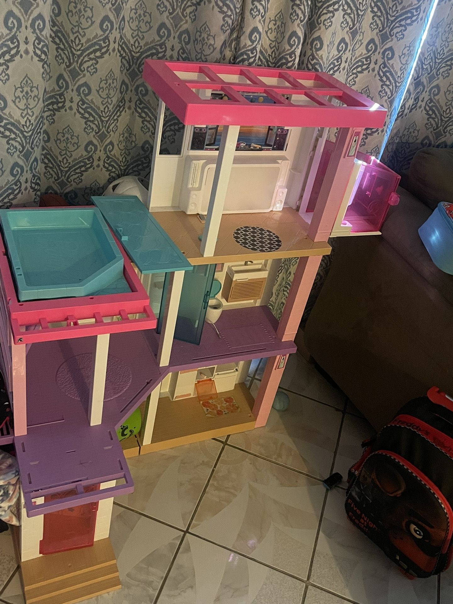 Barbie Play House