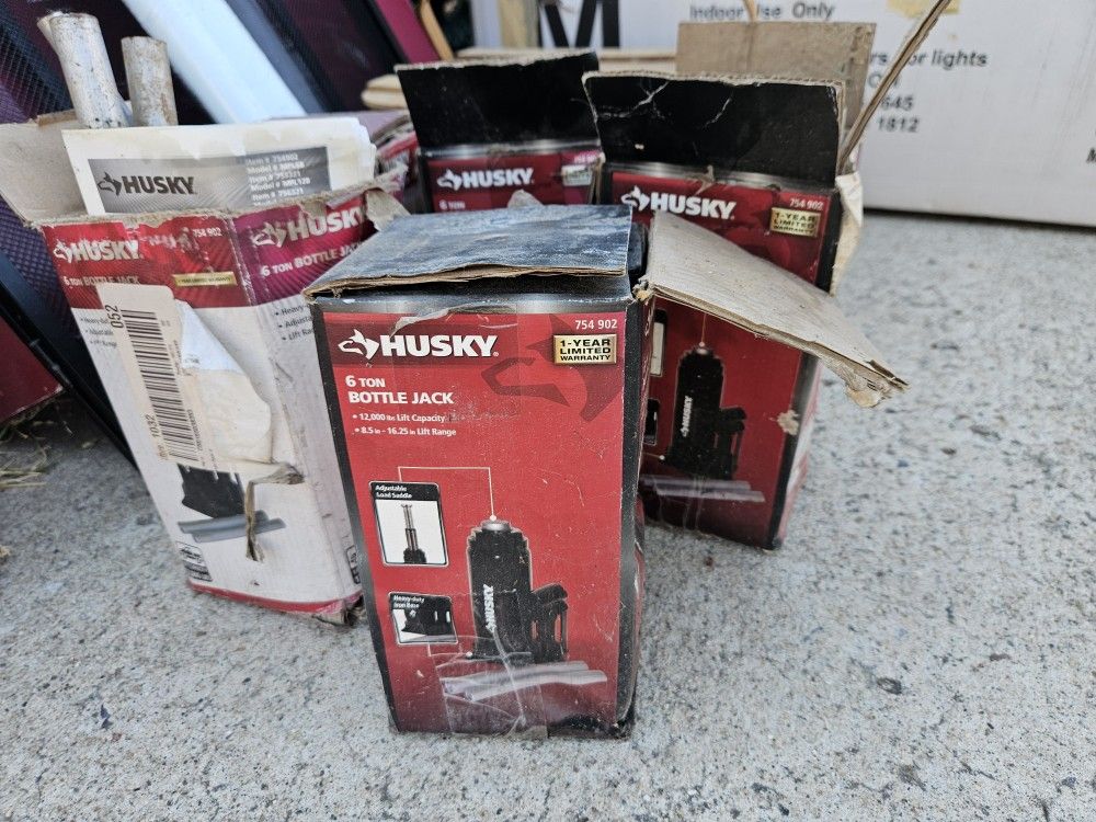 Used Bottle Jacks Still Fully Functional for Sale in San Diego, CA