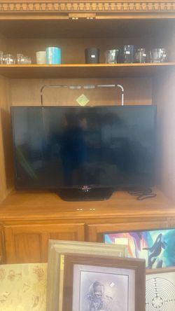 44” LG Flat Screen TV
