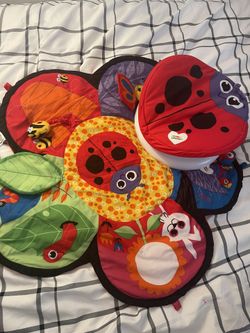 Lamaze Tummy Time