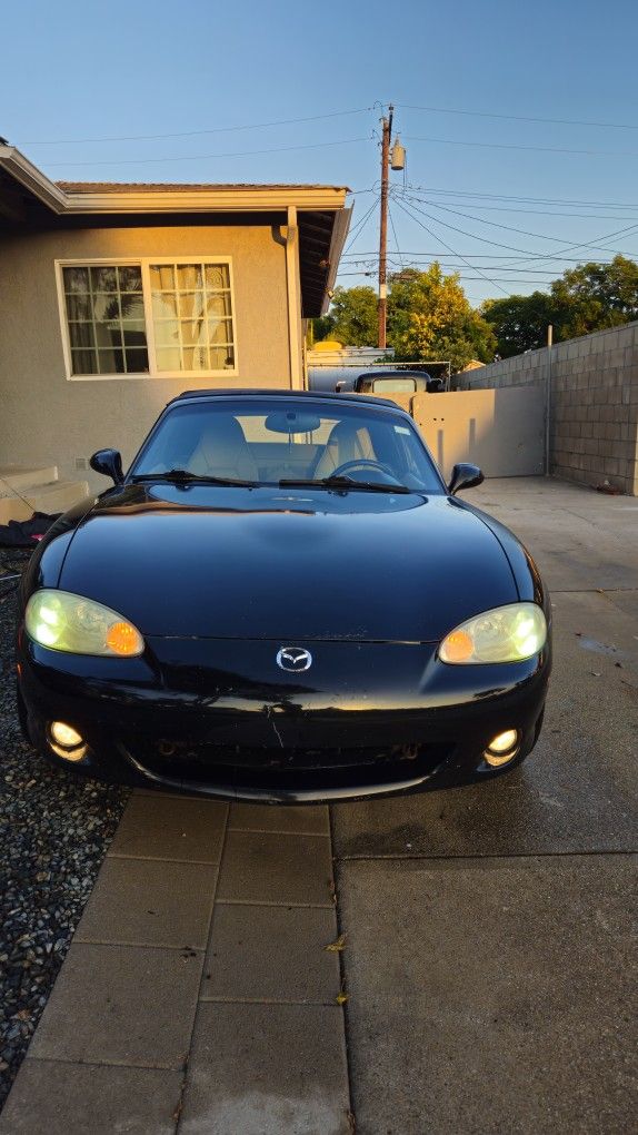 2004 Mazda Mx-5 Miata