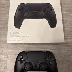 Ps5 DualSense Controller Like New