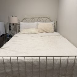 Queen Bed With Mattress 