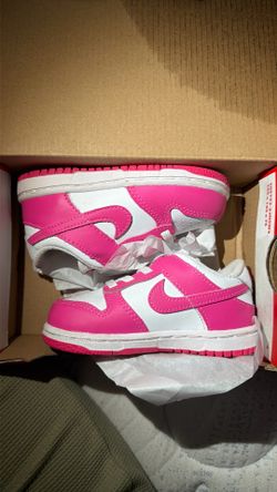 Kids nike low dunks