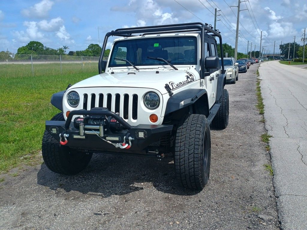 2007 Jeep Wrangler JKU Brand New Engine!
