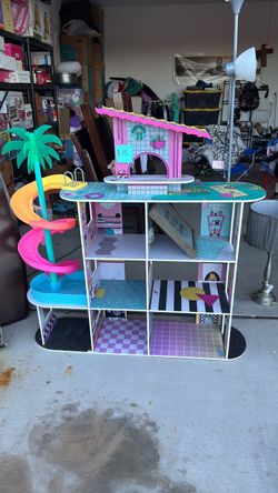 Doll house
