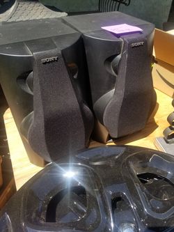 Sony speakers in perfect condition.