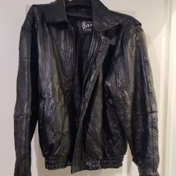 Cheap Quality Gino Heavy Leather Jacket (Decent Condition)
