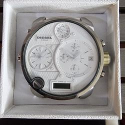DIESEL White Ghost Chrono Men’s Watch 57mm Stainless w/Box( Needs Battery )