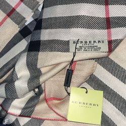 Burberry Scarf 