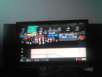 HD SONY 45" IN TV Good As New !
