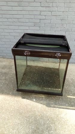 50 Gallon Fish Tank +Light 