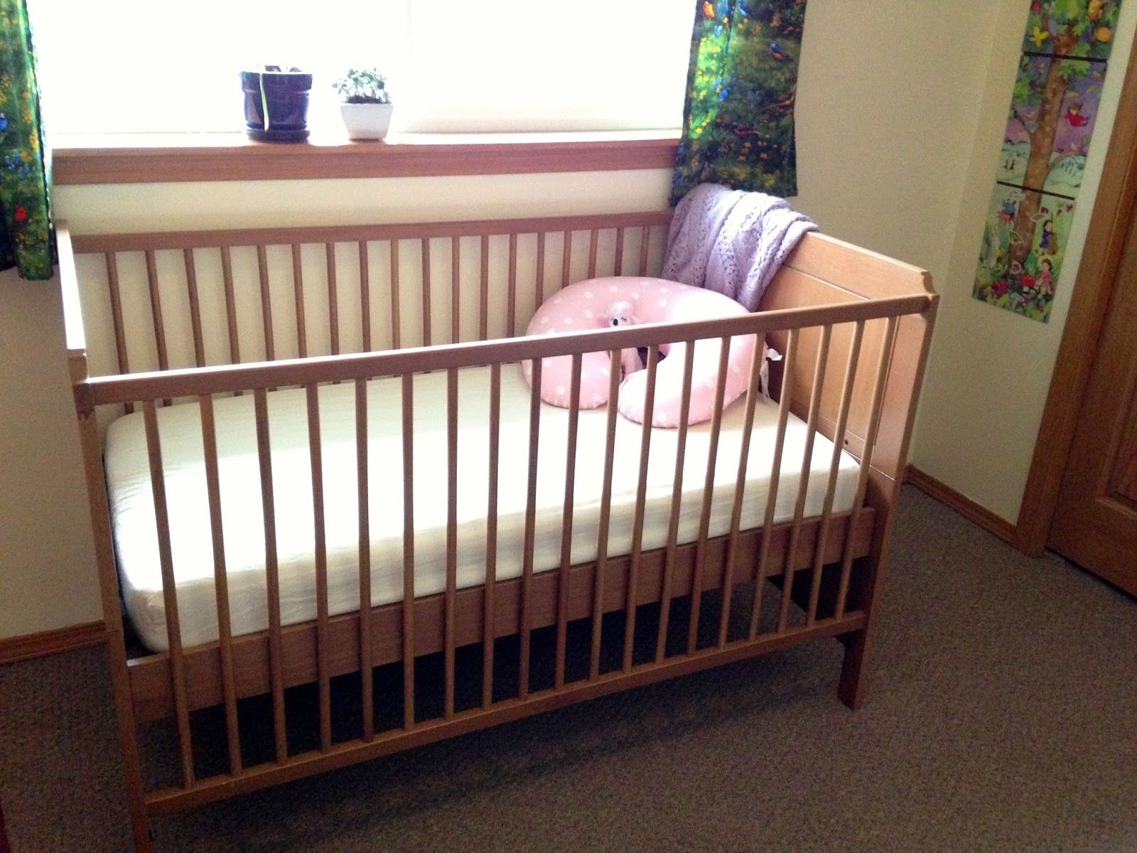Matching crib, Mattress, and changing table set