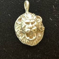925 Vintage Lion Pendant - 925 Silver  - 20mm 