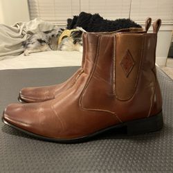 Men’s Brown Leather Boots Size 9.5