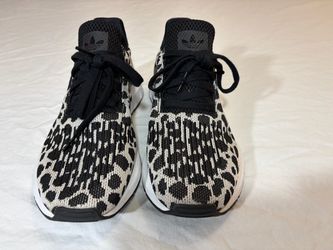 adidas  Swift Run 22 Leopard Print Sneakers Women’s Size 7 GW8137
