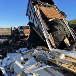 Trailer Y Bobcat Disponible 