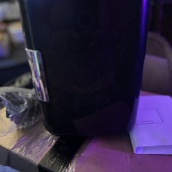 Thermoelectric Mini Fridge