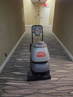 Unisource FastBreak-10 Ultrapac Heavy-Duty Janitorial Carpet Cleaner Extractor