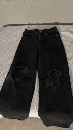 Black Jean With Cuts 
