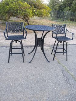 Patio Bar Set